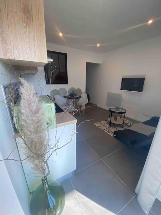 « Le Petit Louis » Apartment Briord Exterior photo